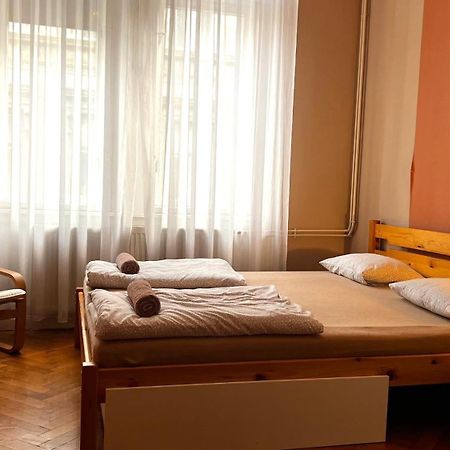 A54: Charming Apartment In The Ruin Bar District Budapest Exteriör bild