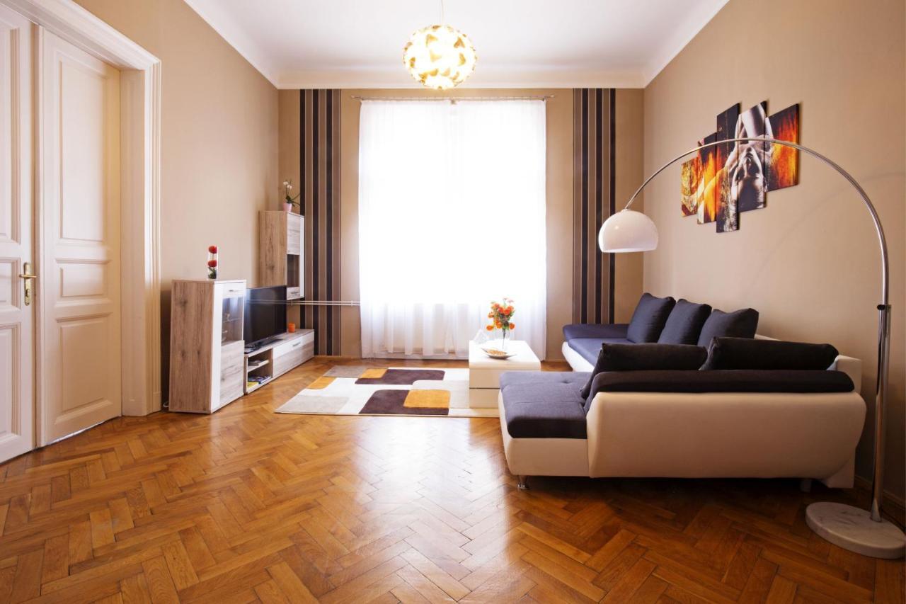 A54: Charming Apartment In The Ruin Bar District Budapest Exteriör bild