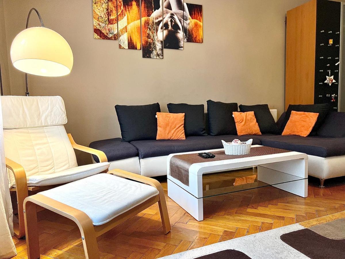 A54: Charming Apartment In The Ruin Bar District Budapest Exteriör bild